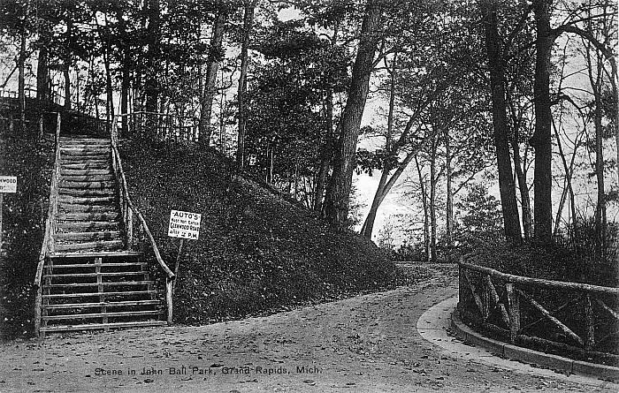 Glenwood Road in John Ball Park