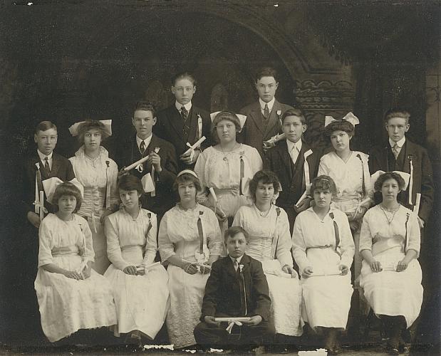 Hall School Graduation January 1915 (1)