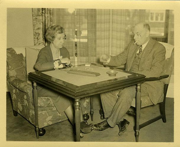 Bert and Linda Long Playing Cribbage