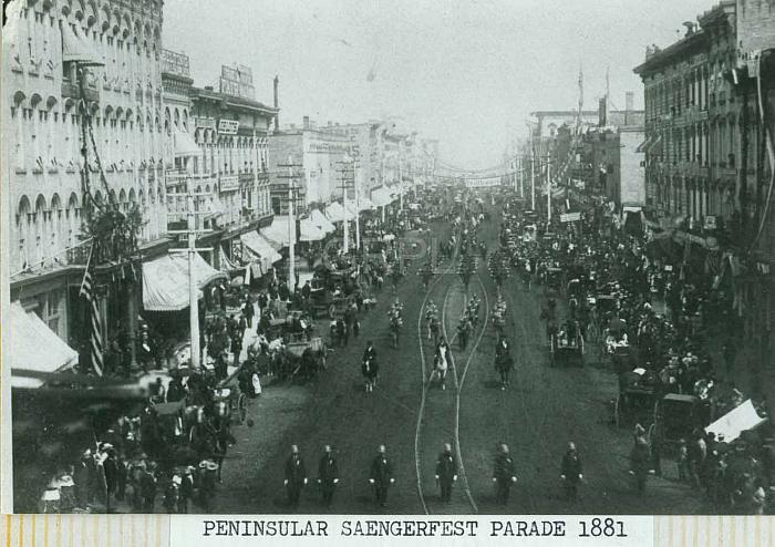 Peninsular Saengerfest Parade
