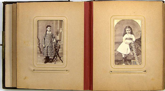 Photograph album