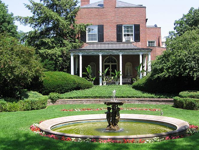 Brookby Garden and Fountain