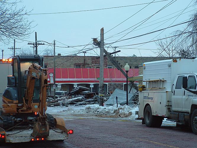 Eastown Explosion, Looking East