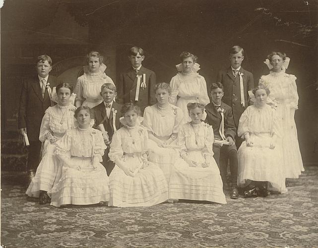 Hall School Graduation June 1907 (1)