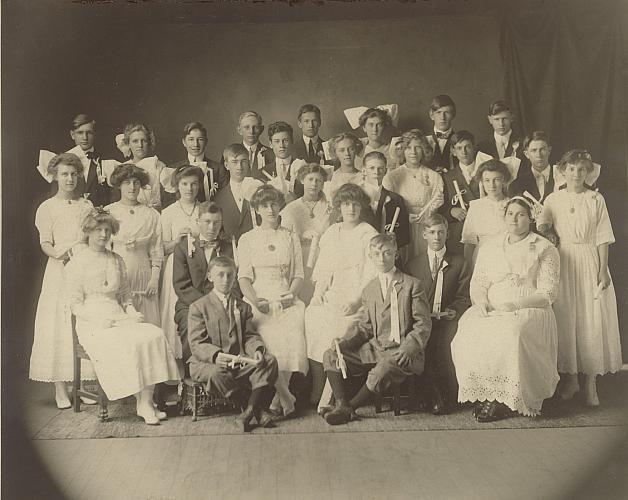Hall School Graduation June 1912 (1)