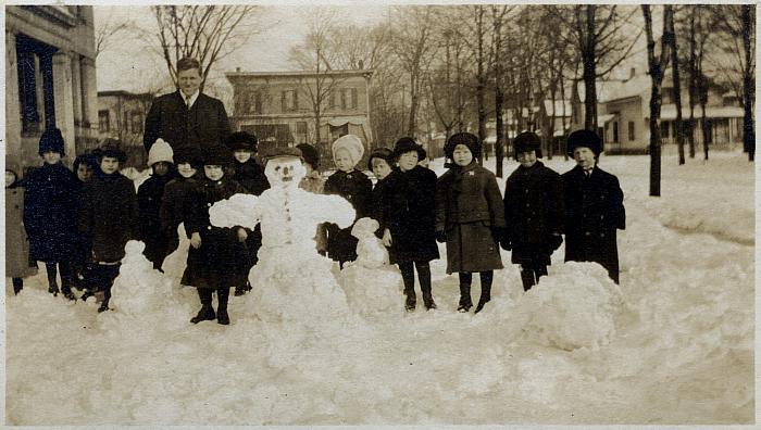 Turner School Students in the Snow